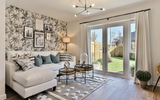 Window Clean with Vinegar: Does It Actually Work?